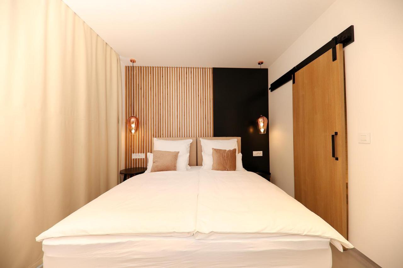 Whiterooms 12 Zadar Luaran gambar